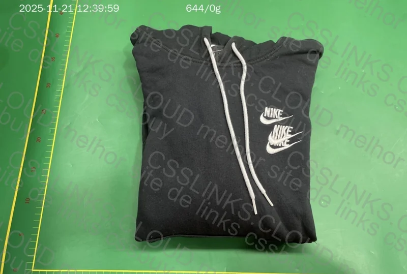 Nike Worldtour Black Hoodie 3