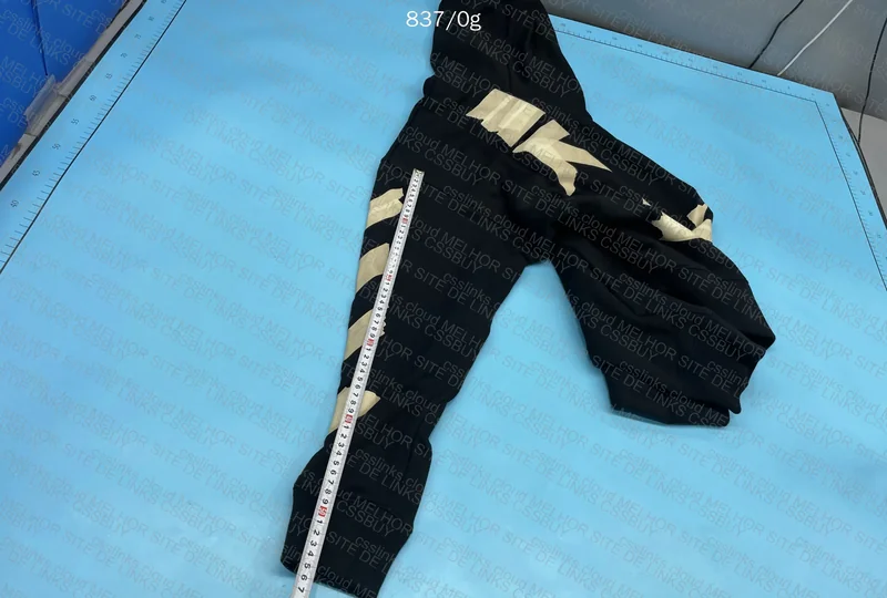 Off-White Hoodie 8