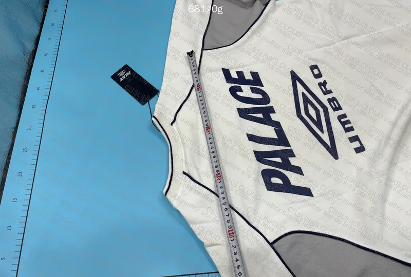 Palace x Umbro Hoodie 6