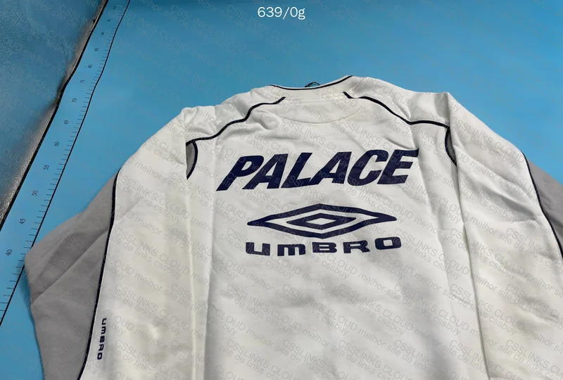 Palace x Umbro Hoodie: HELP 6