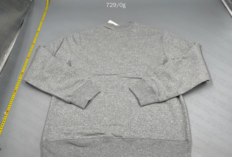 Supreme Hoodie 3