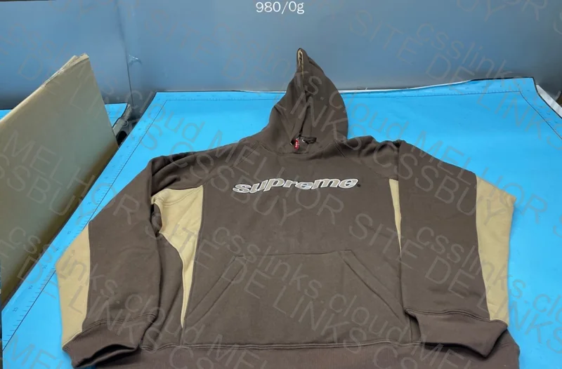 Supreme Hoodie