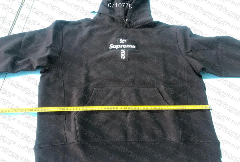 Supreme Hoodie 3