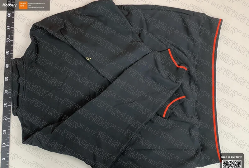Supreme Hoodie 3