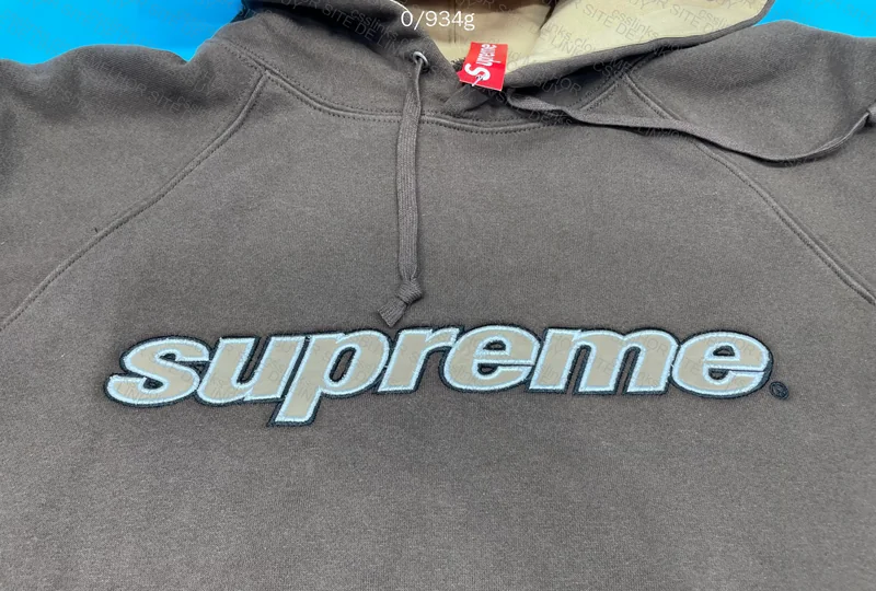Supreme Hoodie 3