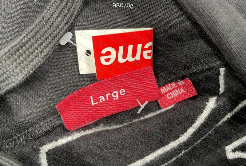 Supreme 22FW Hoodie