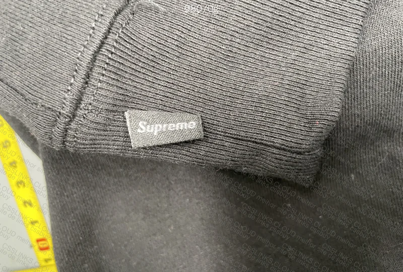 Supreme 22FW Hoodie 5
