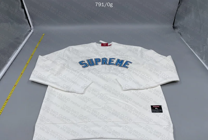 Supreme Kanji Hoodie 4