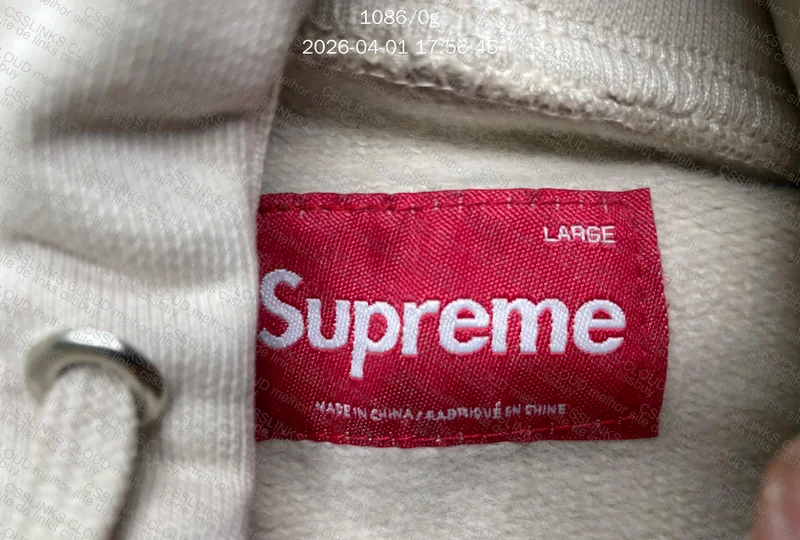 Moletom supreme x aoi 3