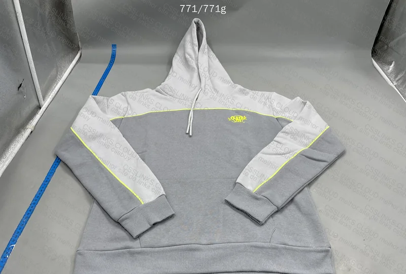 Syna Hoodie 3
