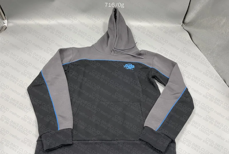 Syna Hoodie 3