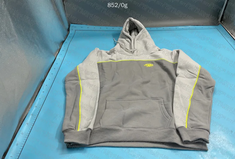 Syna Hoodie