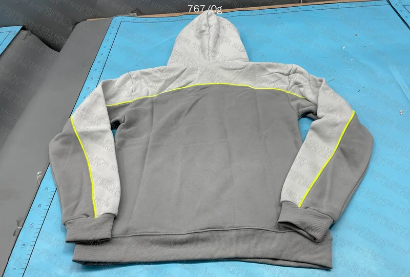 Syna Hoodie 3