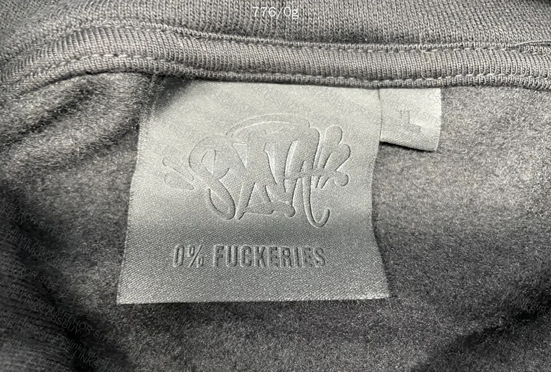 Syna Hoodie 4