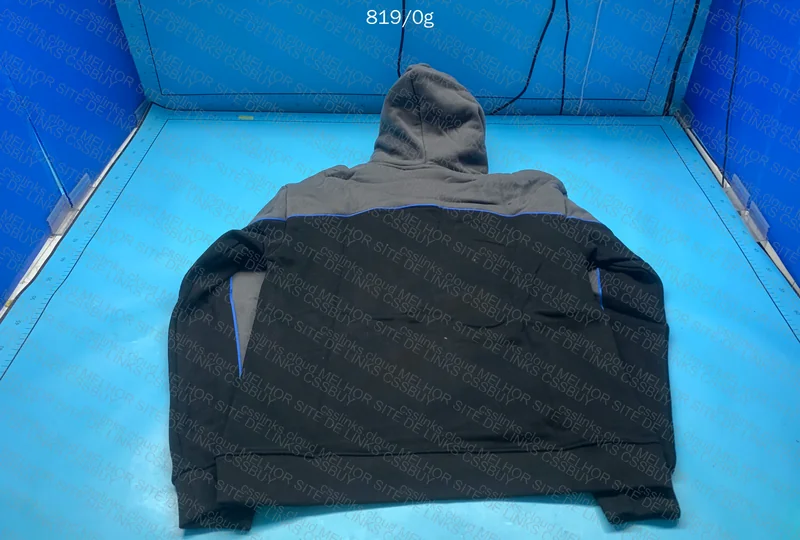 Syna Hoodie