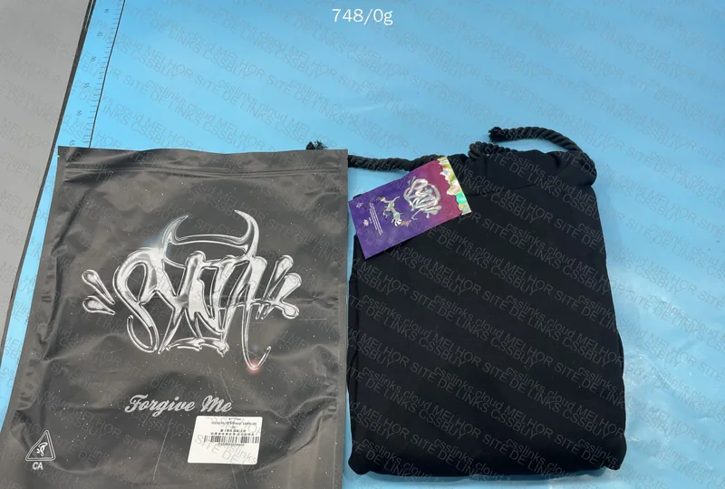 Syna Hoodie