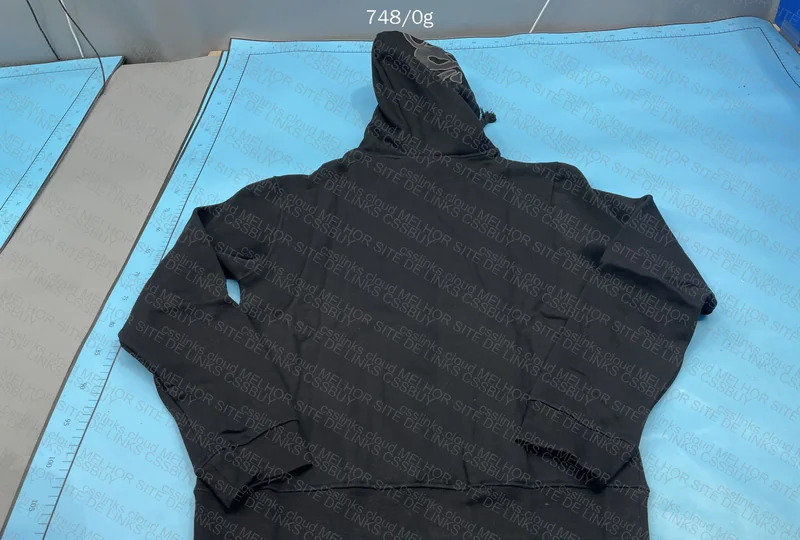 Syna Hoodie 4