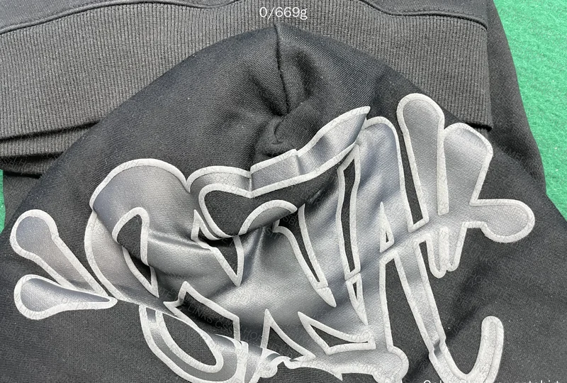 Syna Hoodie 2