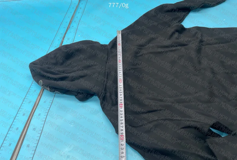 Syna Hoodie with Measurements 9
