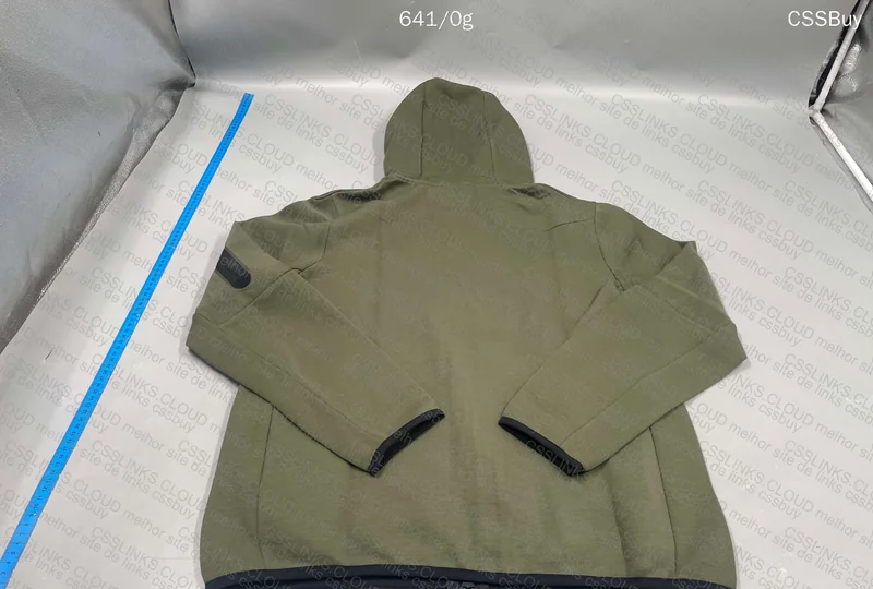 Tech Fleece Hoodie 4