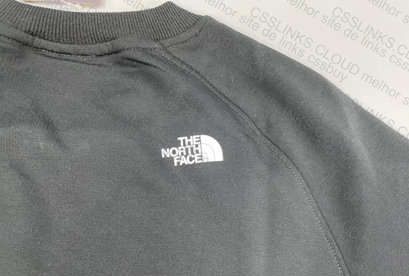 The North Face Hoodie - TNF 2