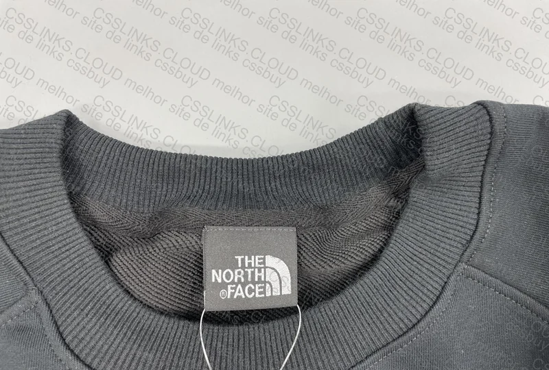 The North Face Hoodie - TNF 3