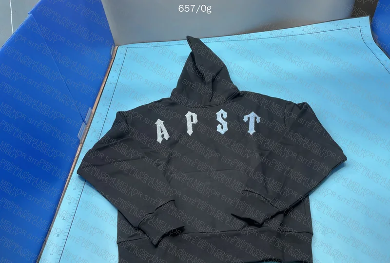 Trapstar Hoodie 59¥ 3