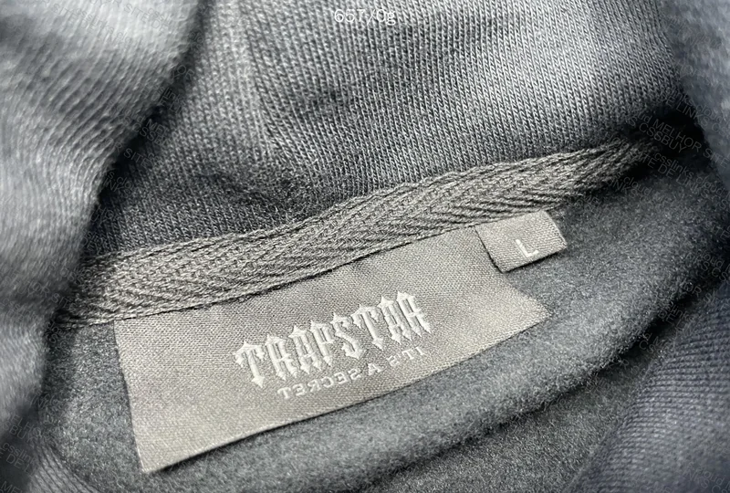 Trapstar Hoodie 59¥ 4