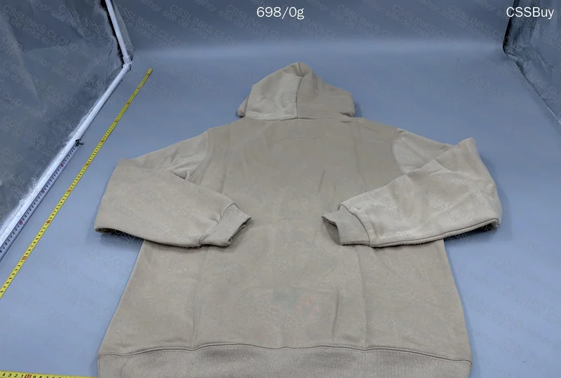 Travis Hoodie 4