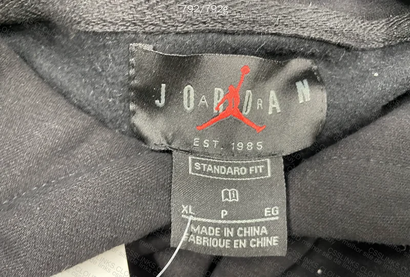 Travis Hoodie 8