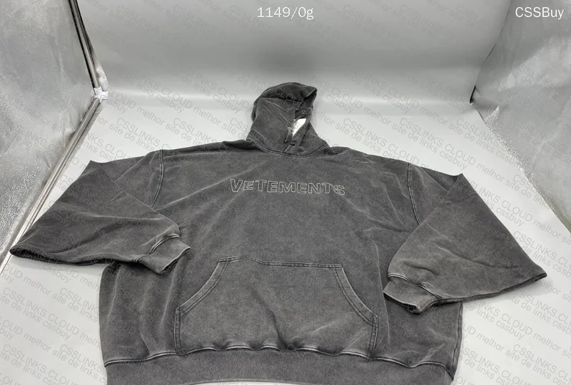 Vetements Hoodie 2