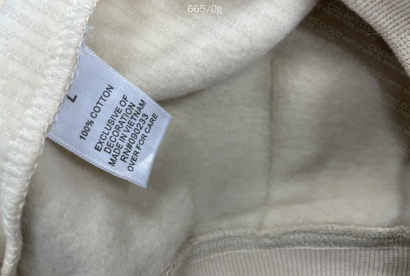 Moleton ESSENTIALS 78¥ 4