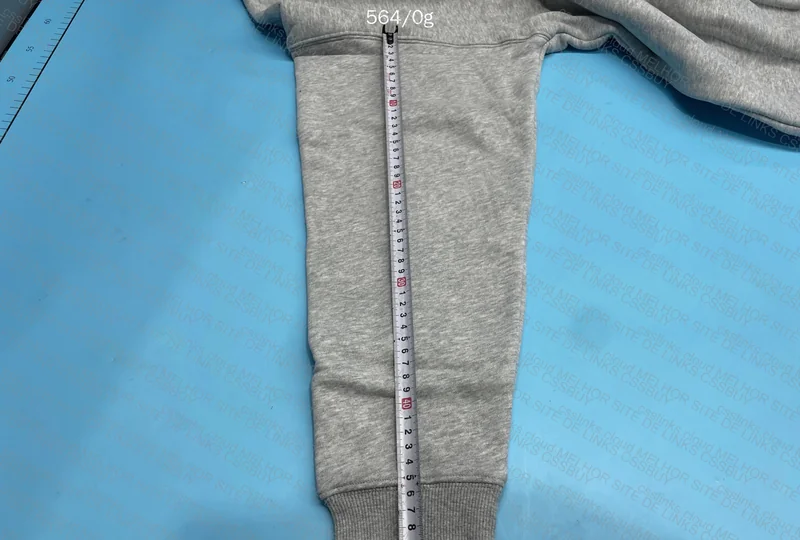 Plain ArtieMaster Hoodie 2