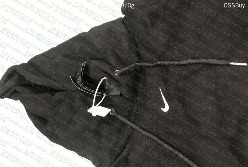 moleton Nike mini swoosh 3