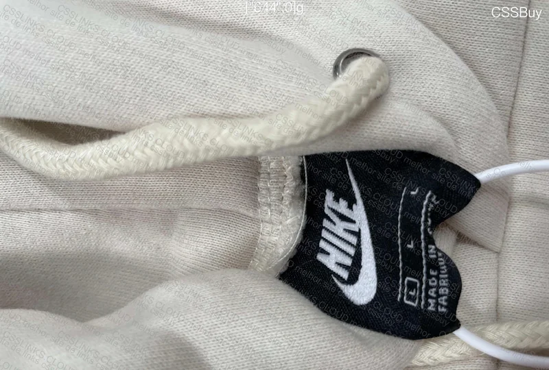 Moleton Nike Mini Swoosh