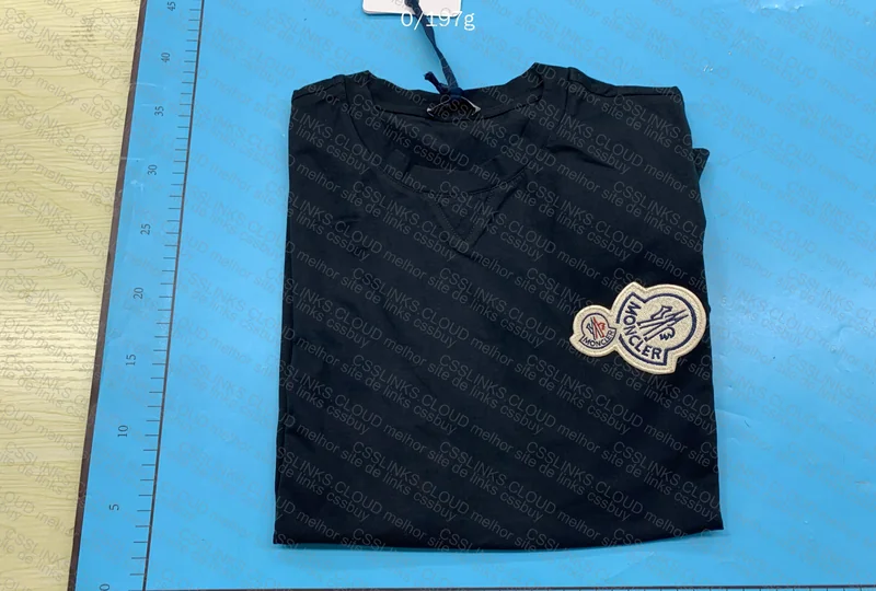 Moncler double logo GL?
