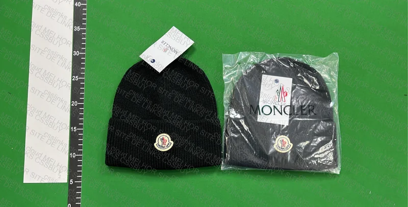 moncler knitted hat