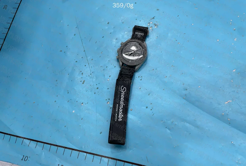 Moonswatch with Box 2