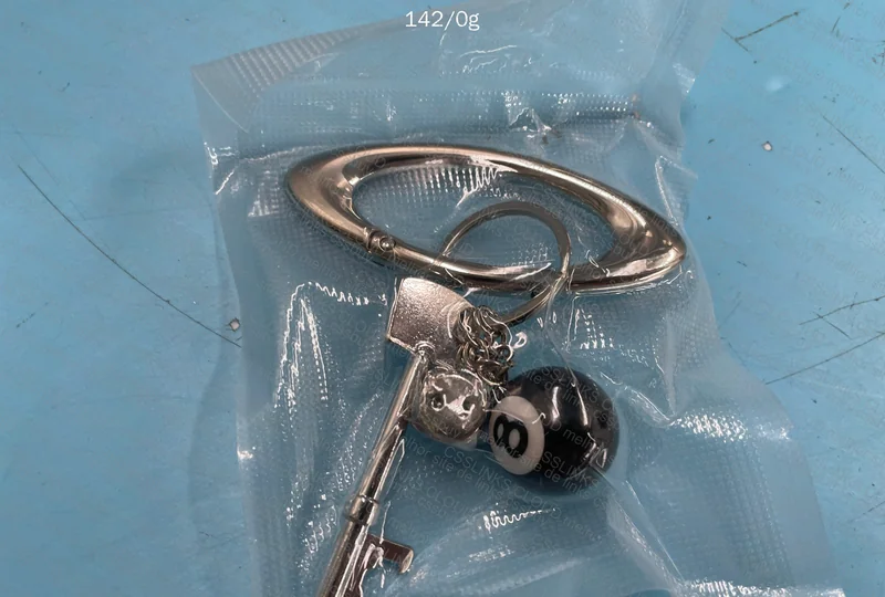 Oakley Carabiner 2