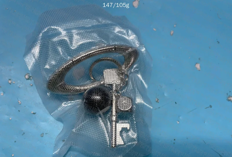 Oakley Carabiner