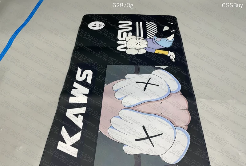 MOUSE PAD KAWS ( 900X400MM 3MM ) 3
