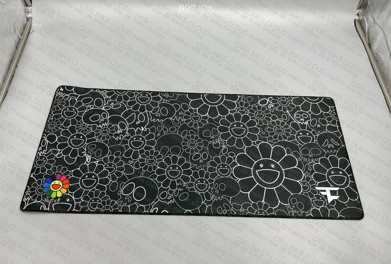 MOUSEPAD FAZE x MURAKAMI 2