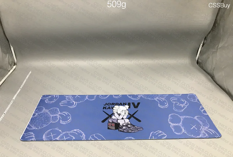 Mousepad Kaws