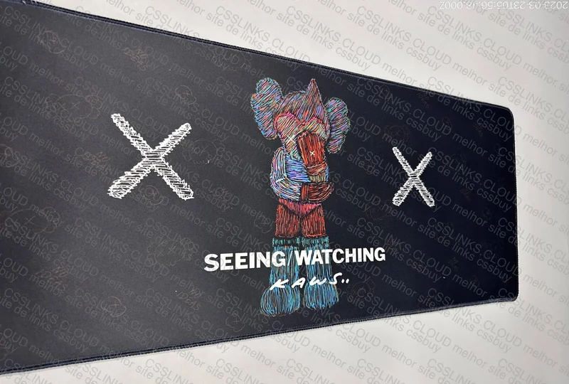 MOUSEPAD KAWS
