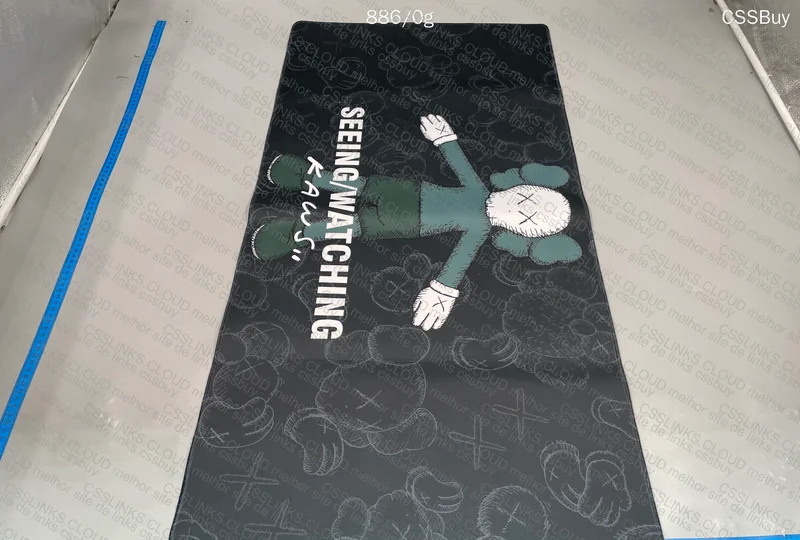 Mousepad Kaws