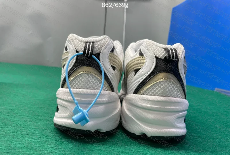 MR530UNI - NB530 Gold White Black 2