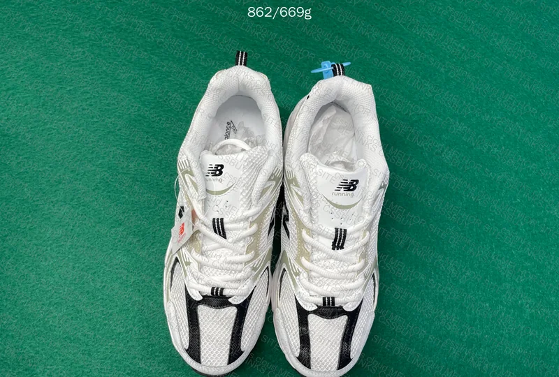 MR530UNI - NB530 Gold White Black 5