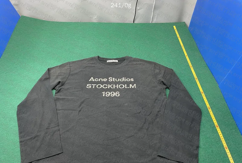 MVT - Stockholm 1996 long sleeve Acne Studios