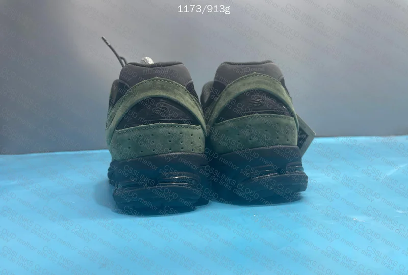 NB 2002r Gore-Tex from Blind Box 68y 3
