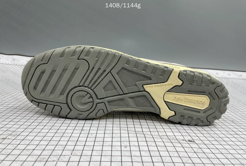 NB 550 Gray and White (Looks More Like Off White) 7